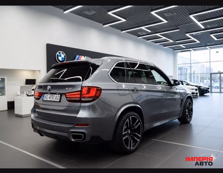 BMW X5 - фото 4