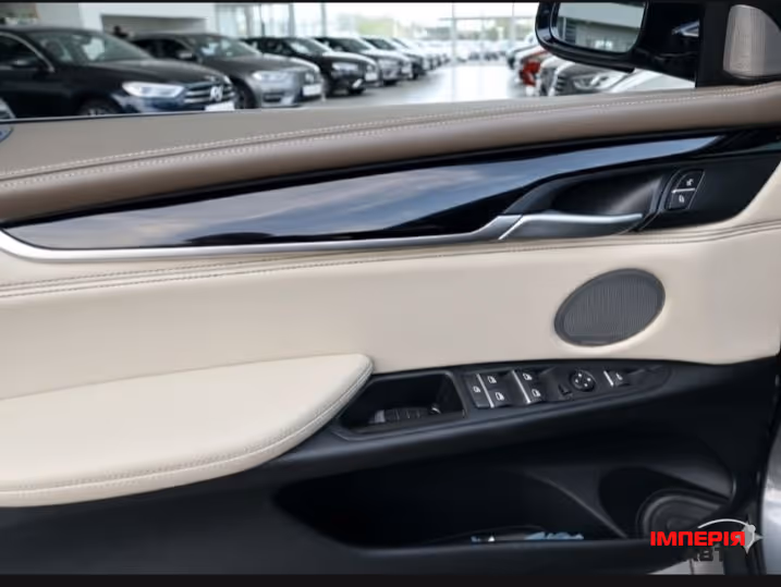 BMW X5 - фото 14