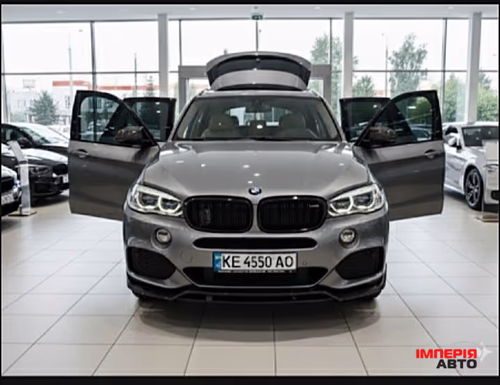 BMW X5 - фото 7