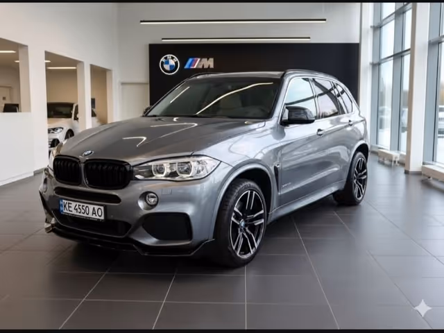 BMW X5 - фото 1