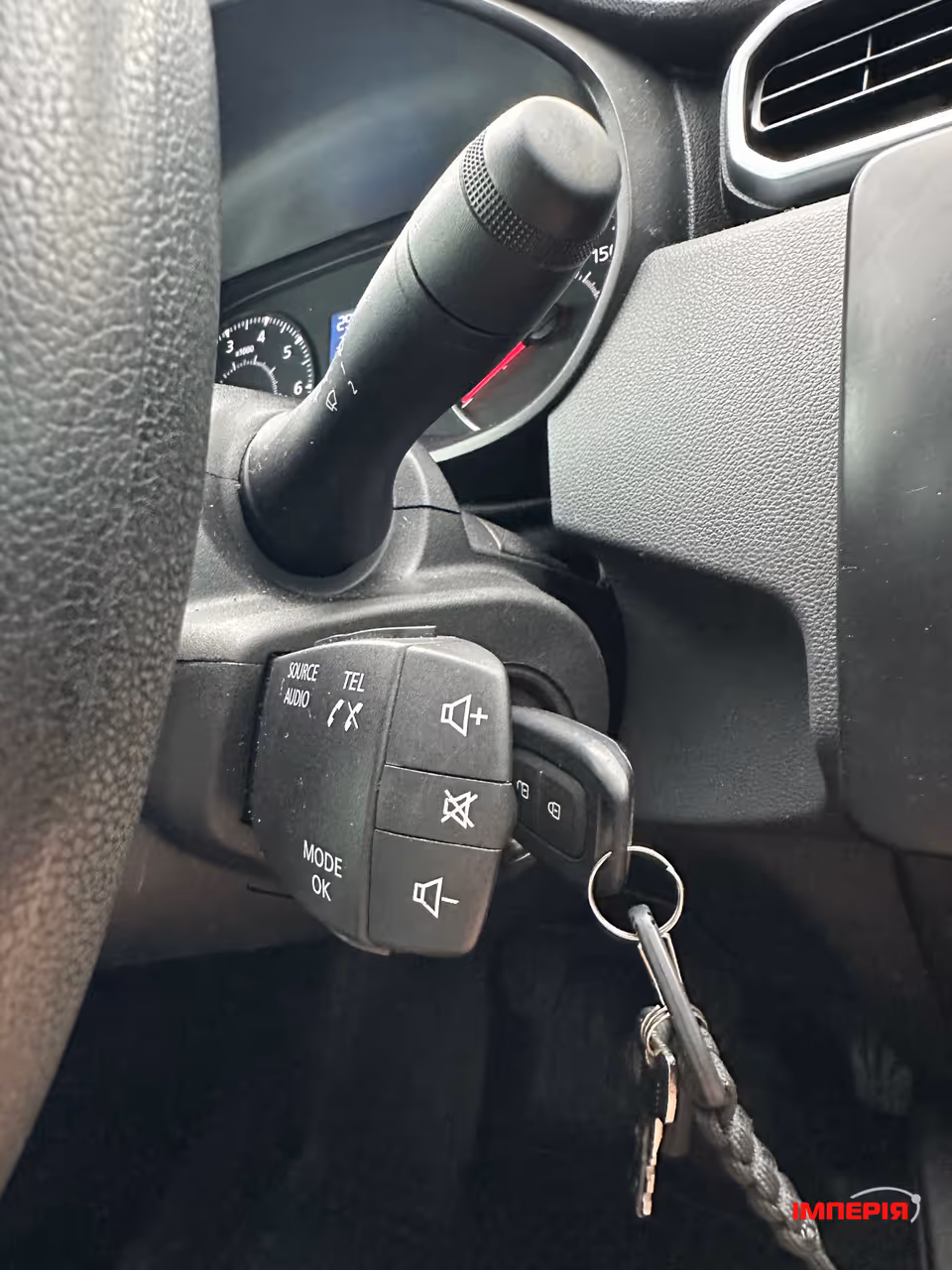 Renault Duster - фото 28