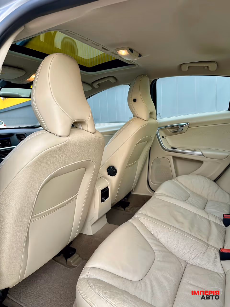 Volvo S60 - фото 27