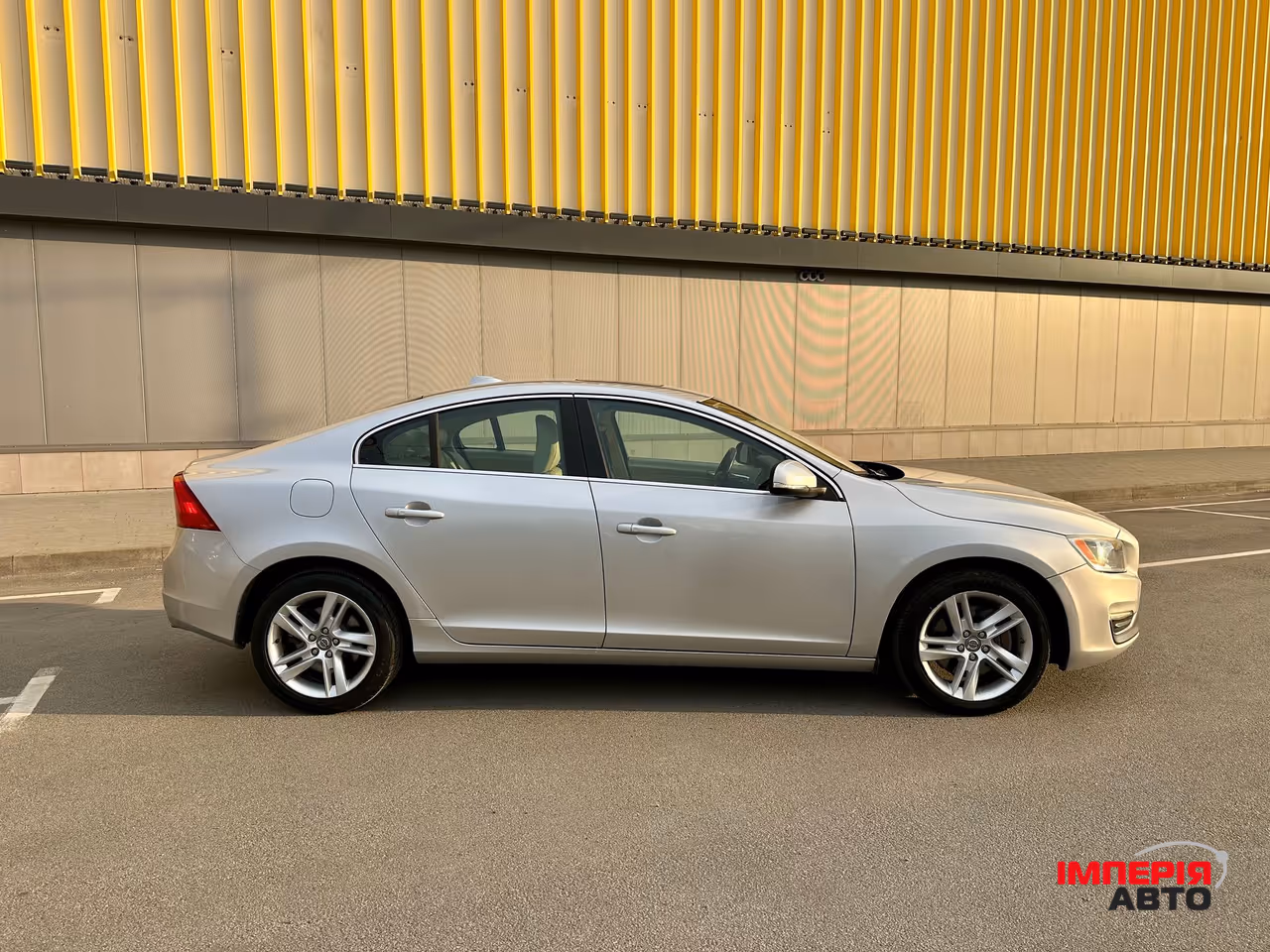 Volvo S60 - фото 5