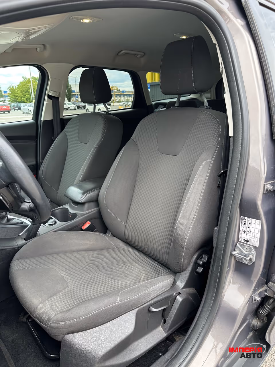 Ford Focus - фото 19