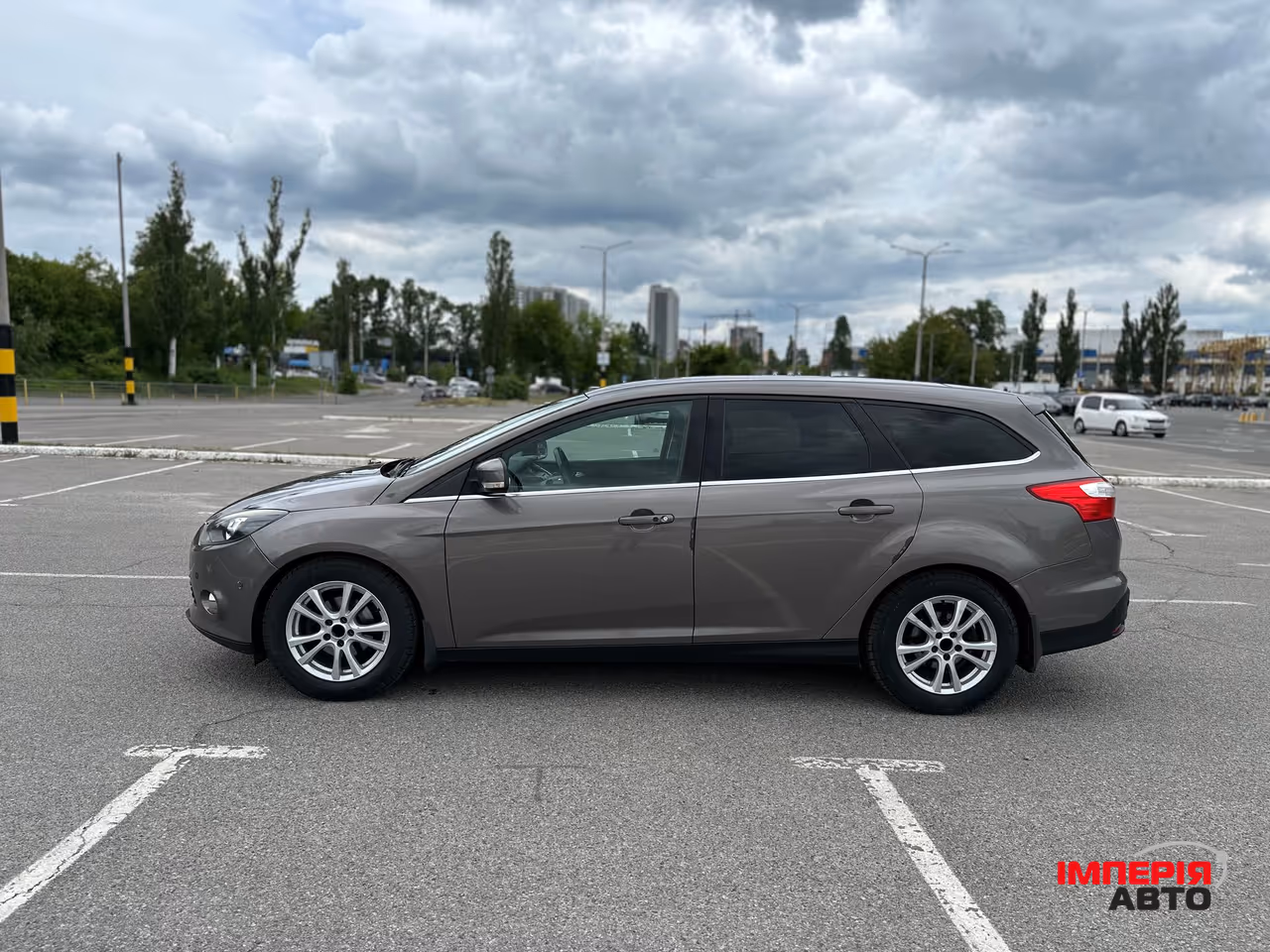 Ford Focus - фото 6