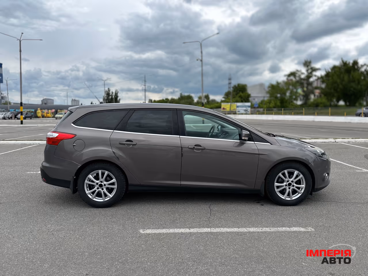 Ford Focus - фото 5