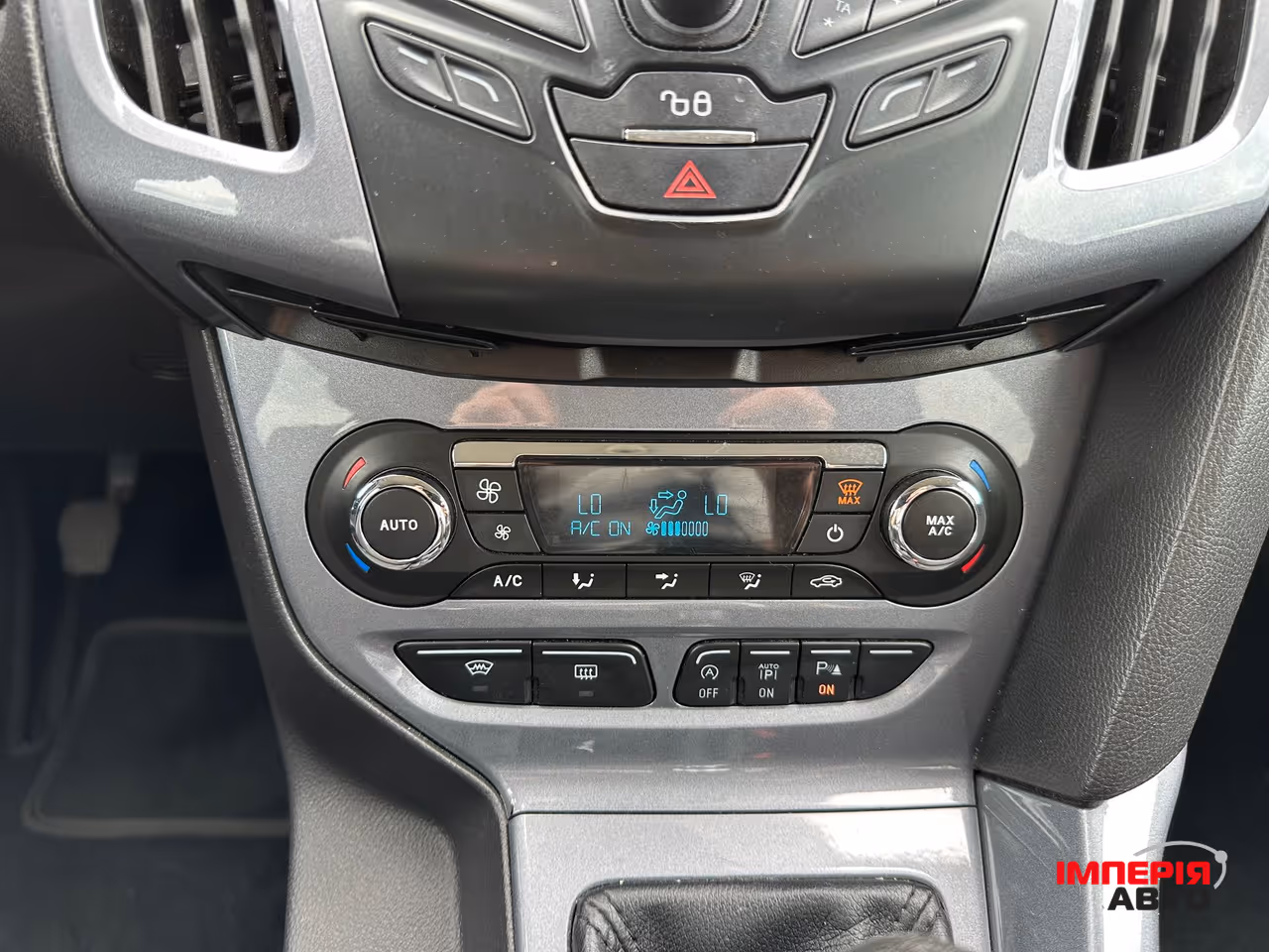 Ford Focus - фото 14