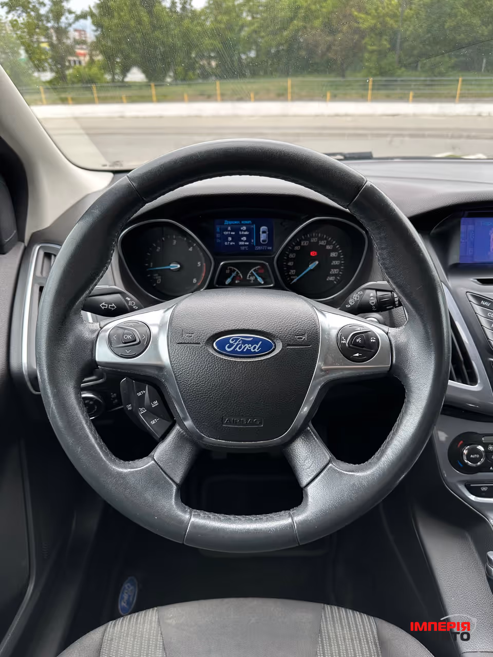 Ford Focus - фото 15