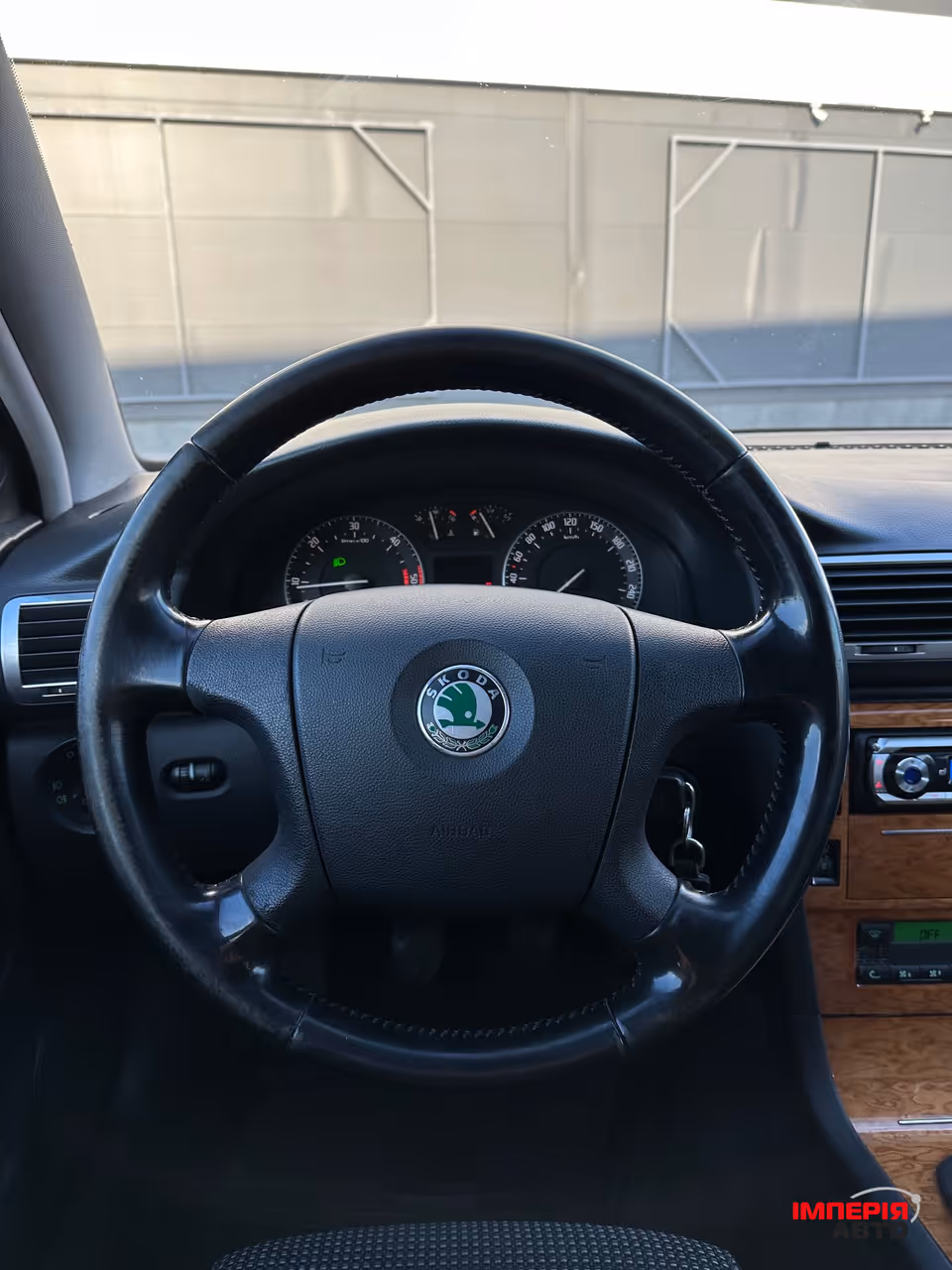 Skoda Superb - фото 13