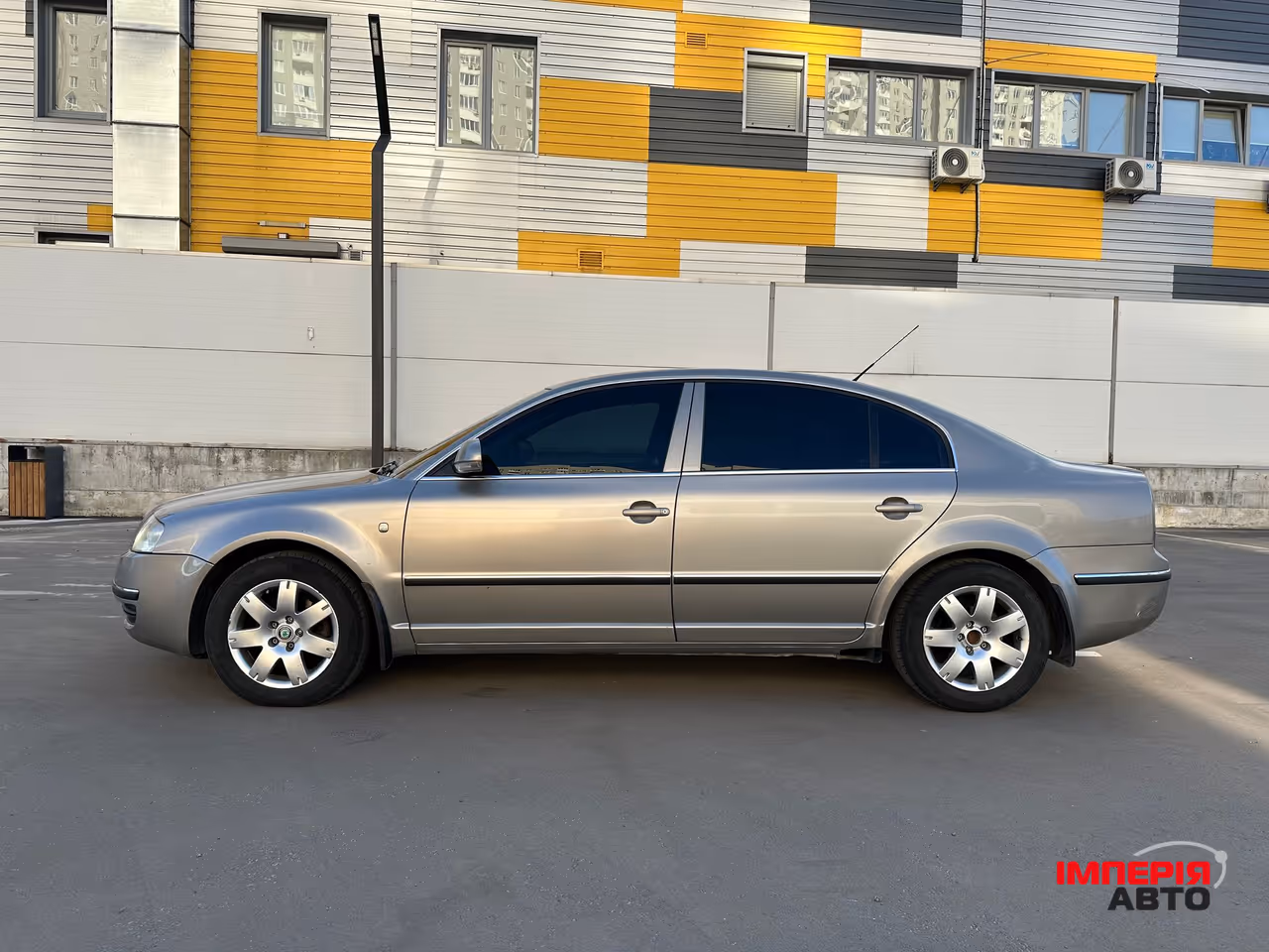 Skoda Superb - фото 5
