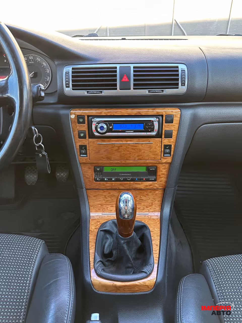 Skoda Superb - фото 11