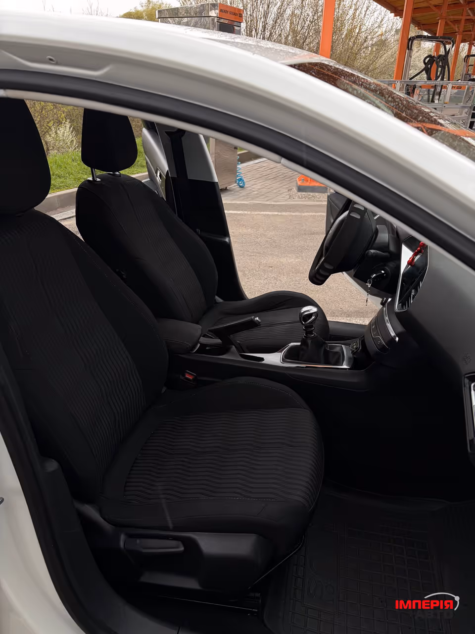 Peugeot 308 - фото 12