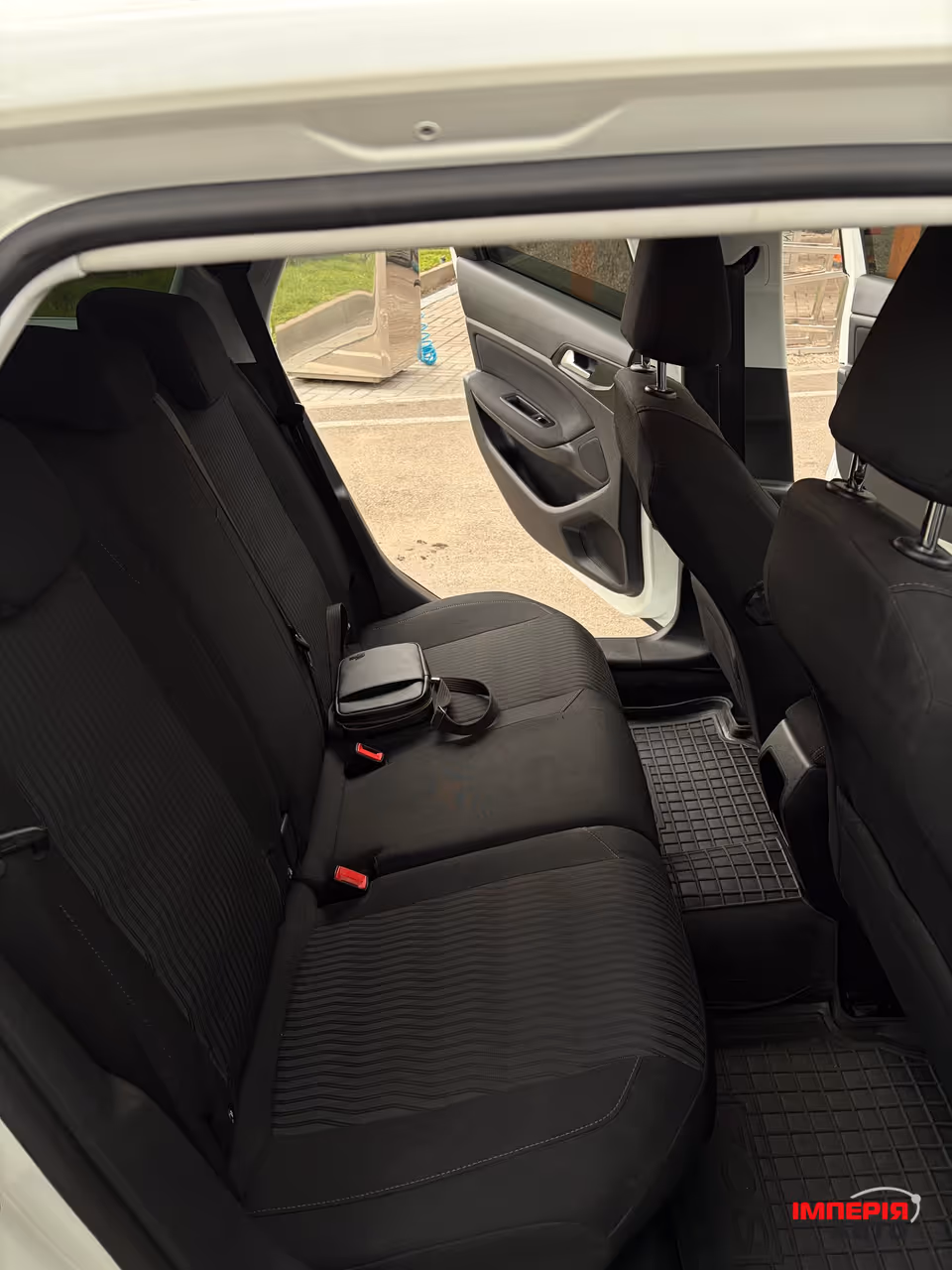 Peugeot 308 - фото 10