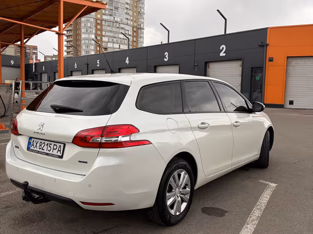 Peugeot 308 - фото 5
