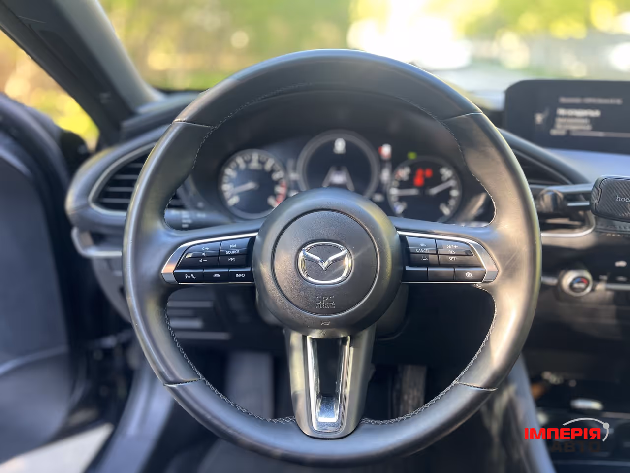 Mazda 3 - фото 18