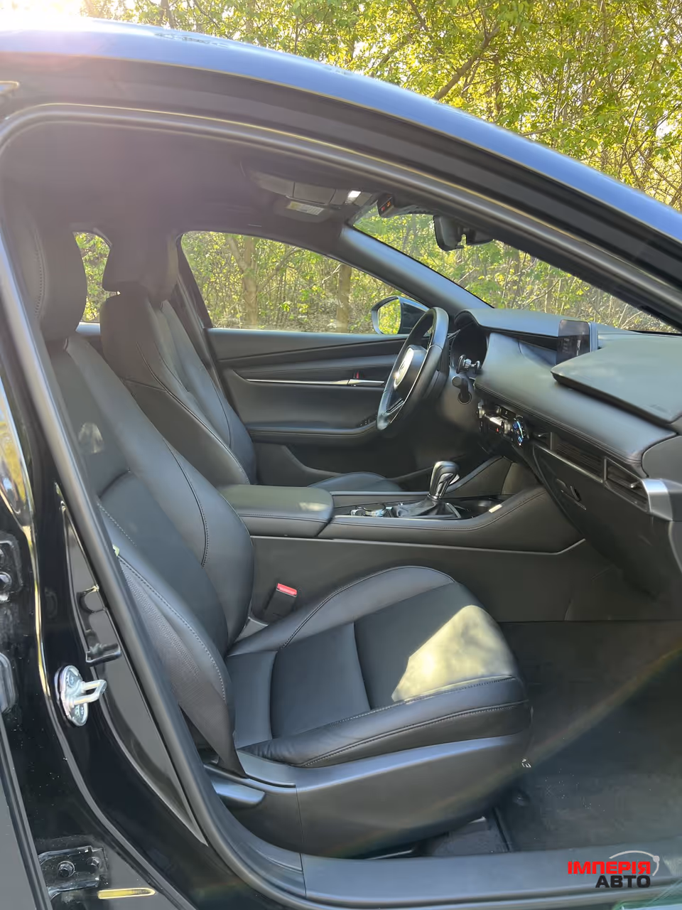 Mazda 3 - фото 25
