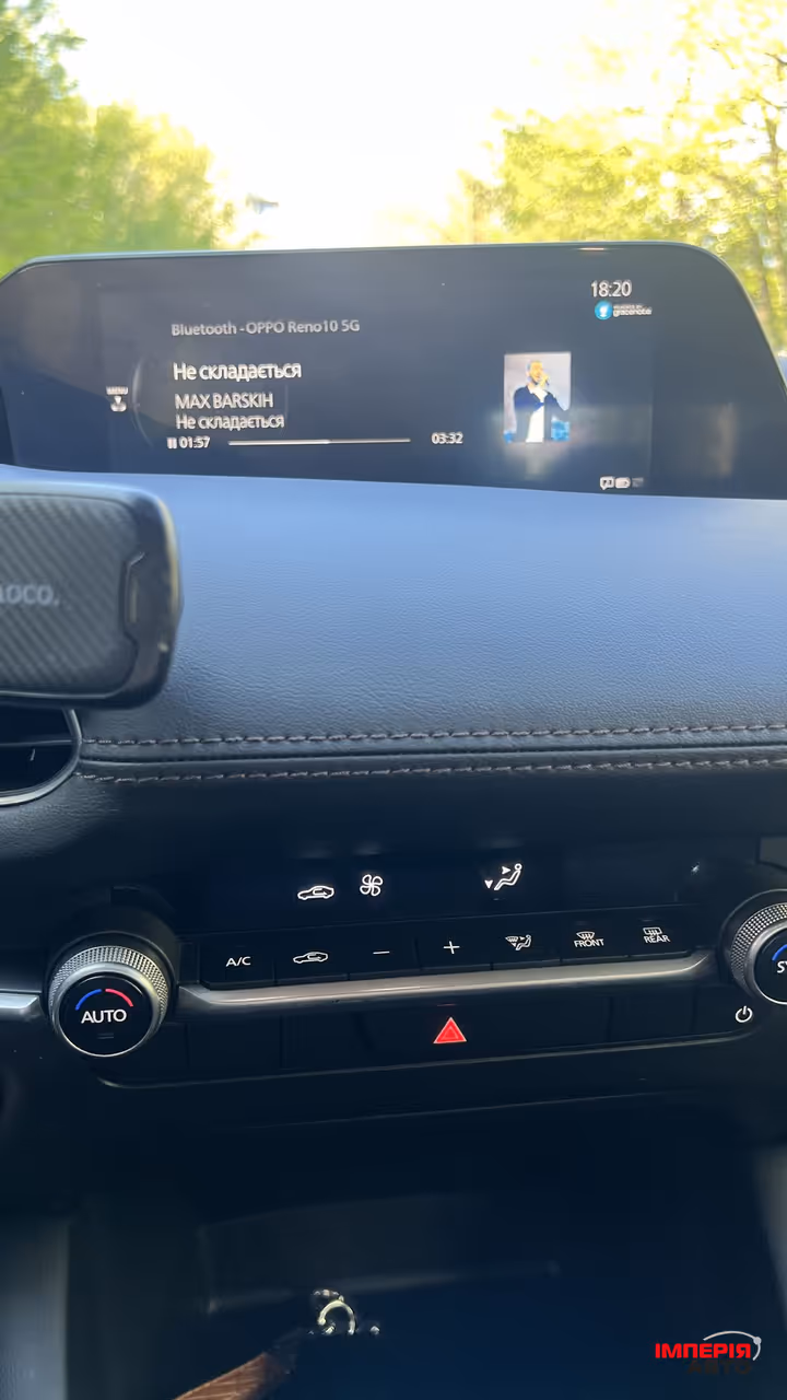 Mazda 3 - фото 20