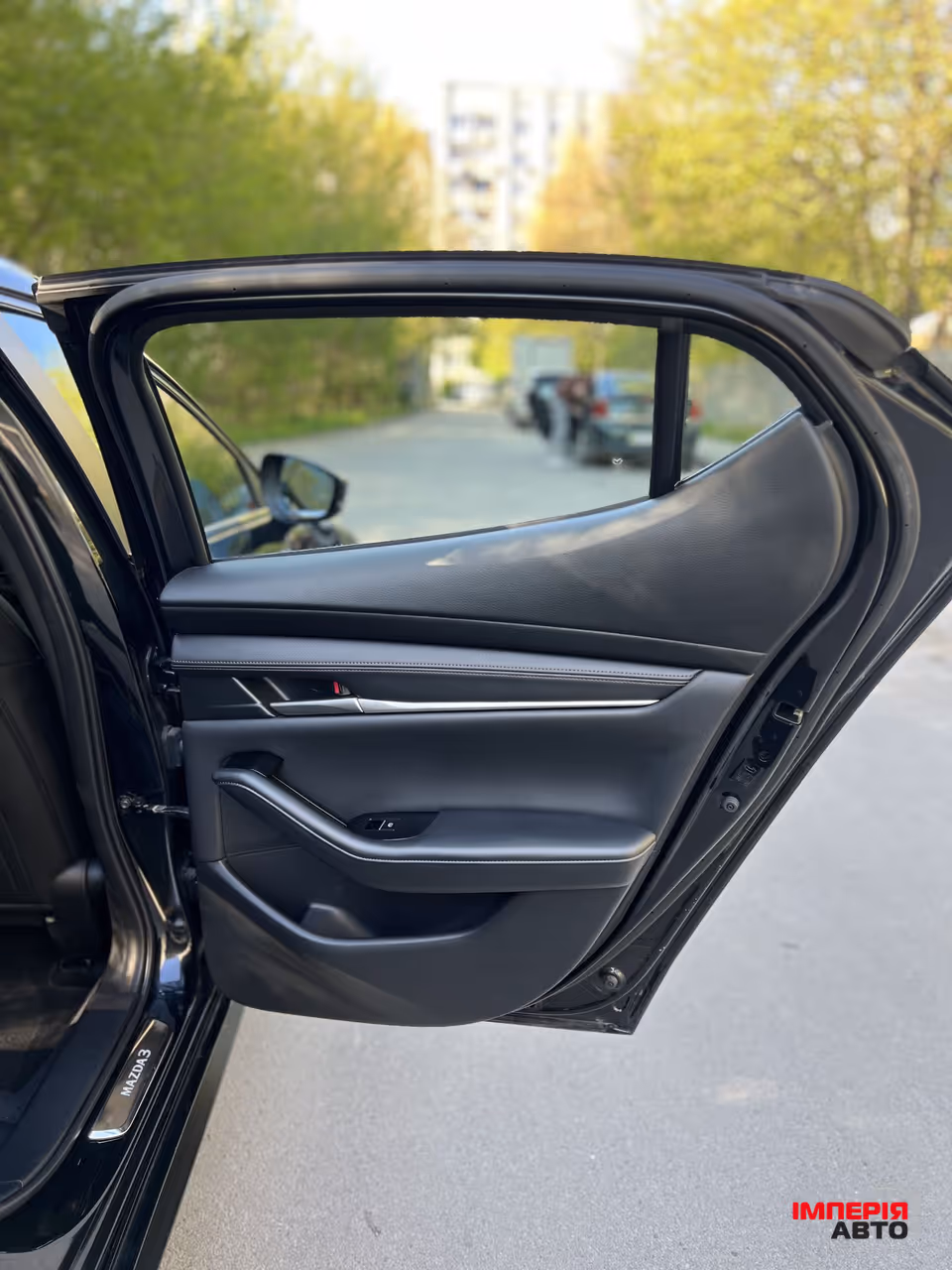 Mazda 3 - фото 27