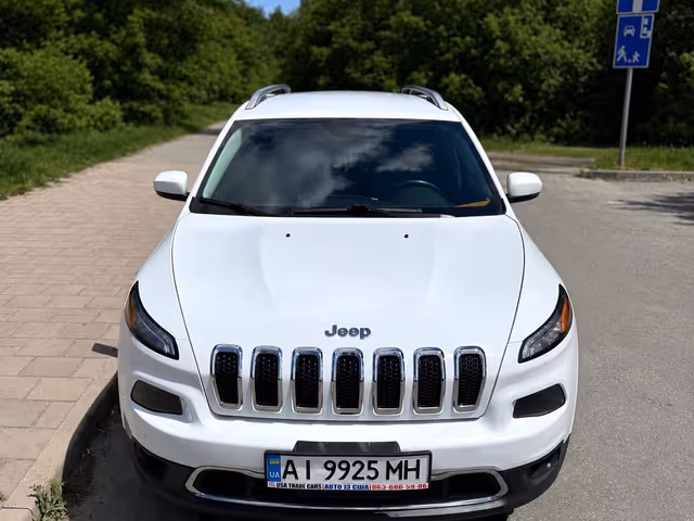 Jeep Cherokee - фото 2