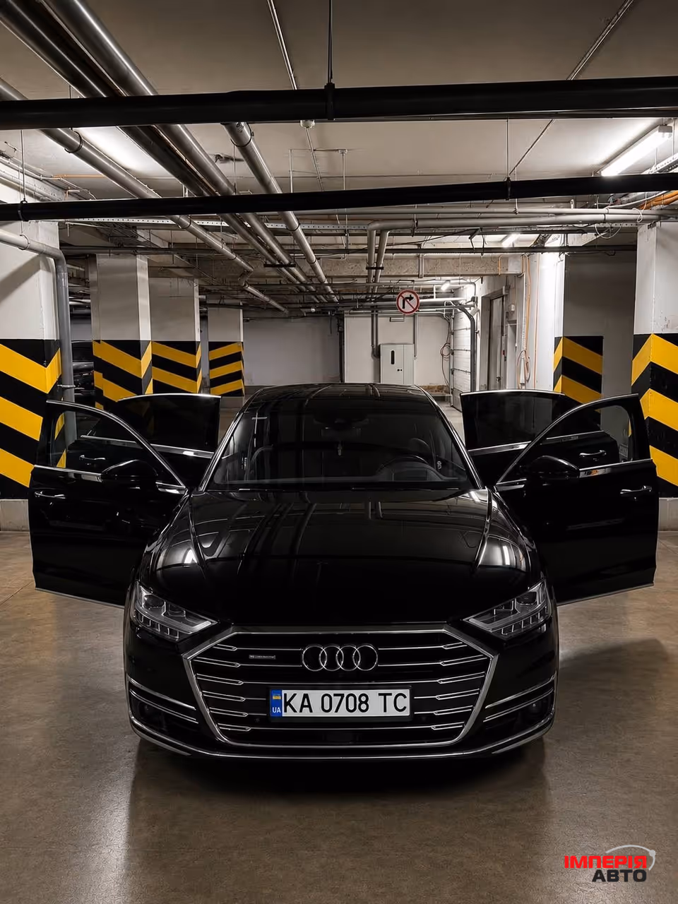 Audi A8 - фото 8