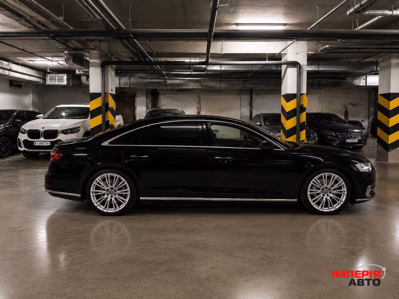 Audi A8 - фото 7