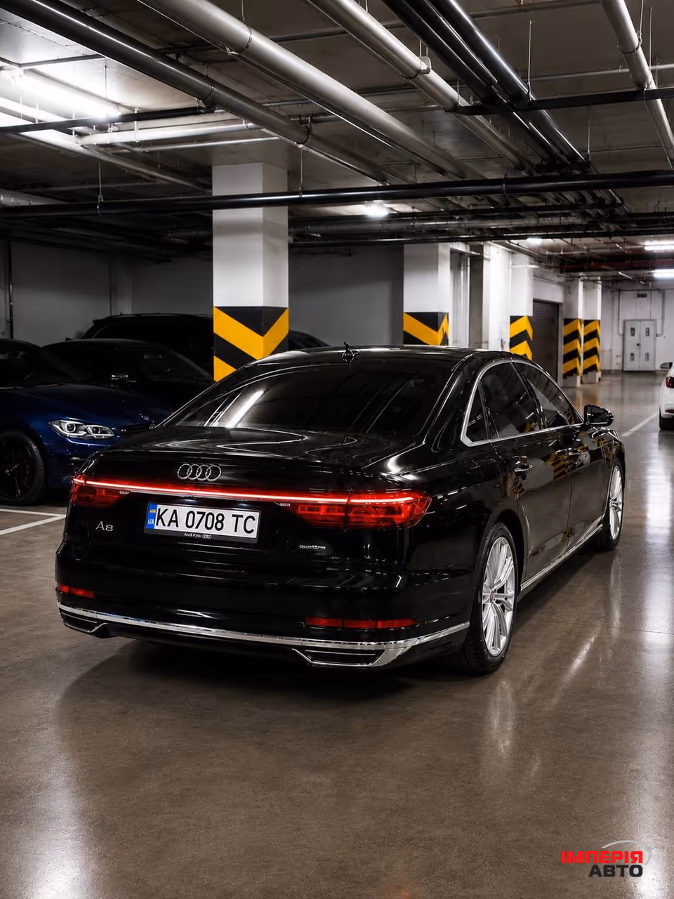 Audi A8 - фото 4