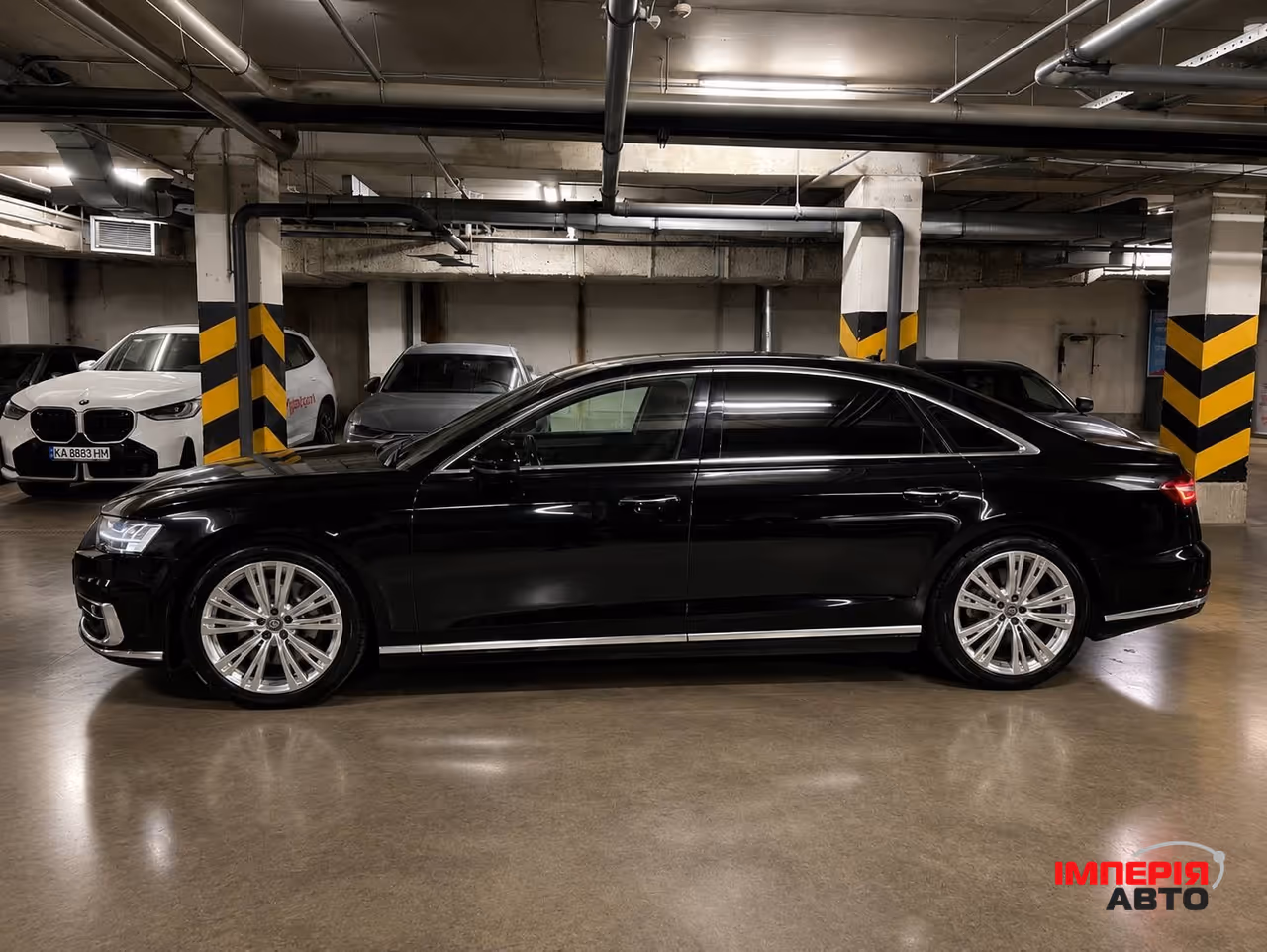 Audi A8 - фото 6