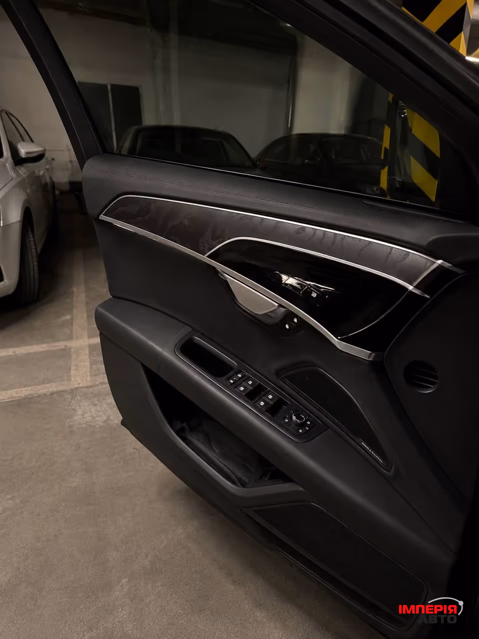 Audi A8 - фото 14