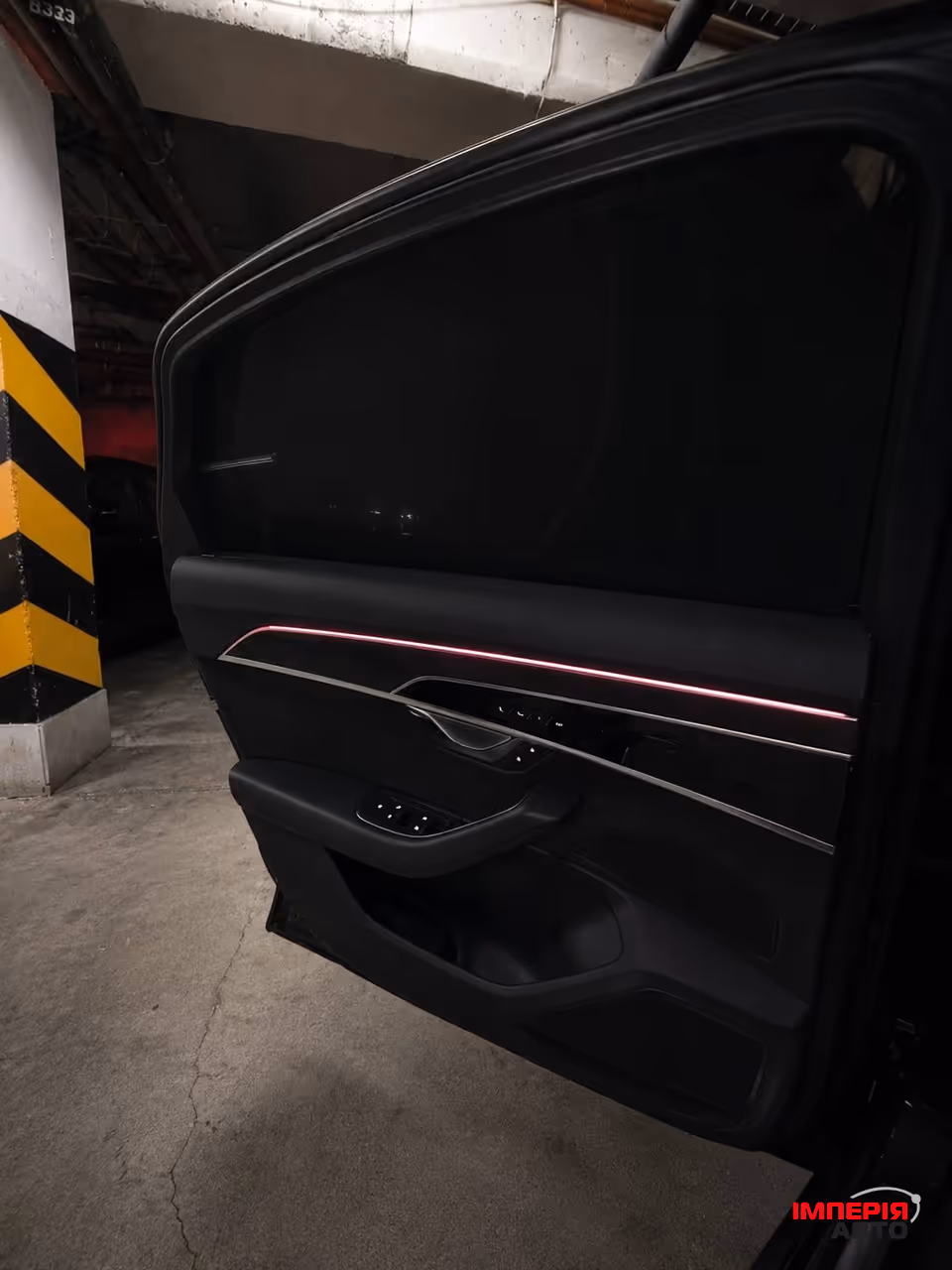 Audi A8 - фото 17