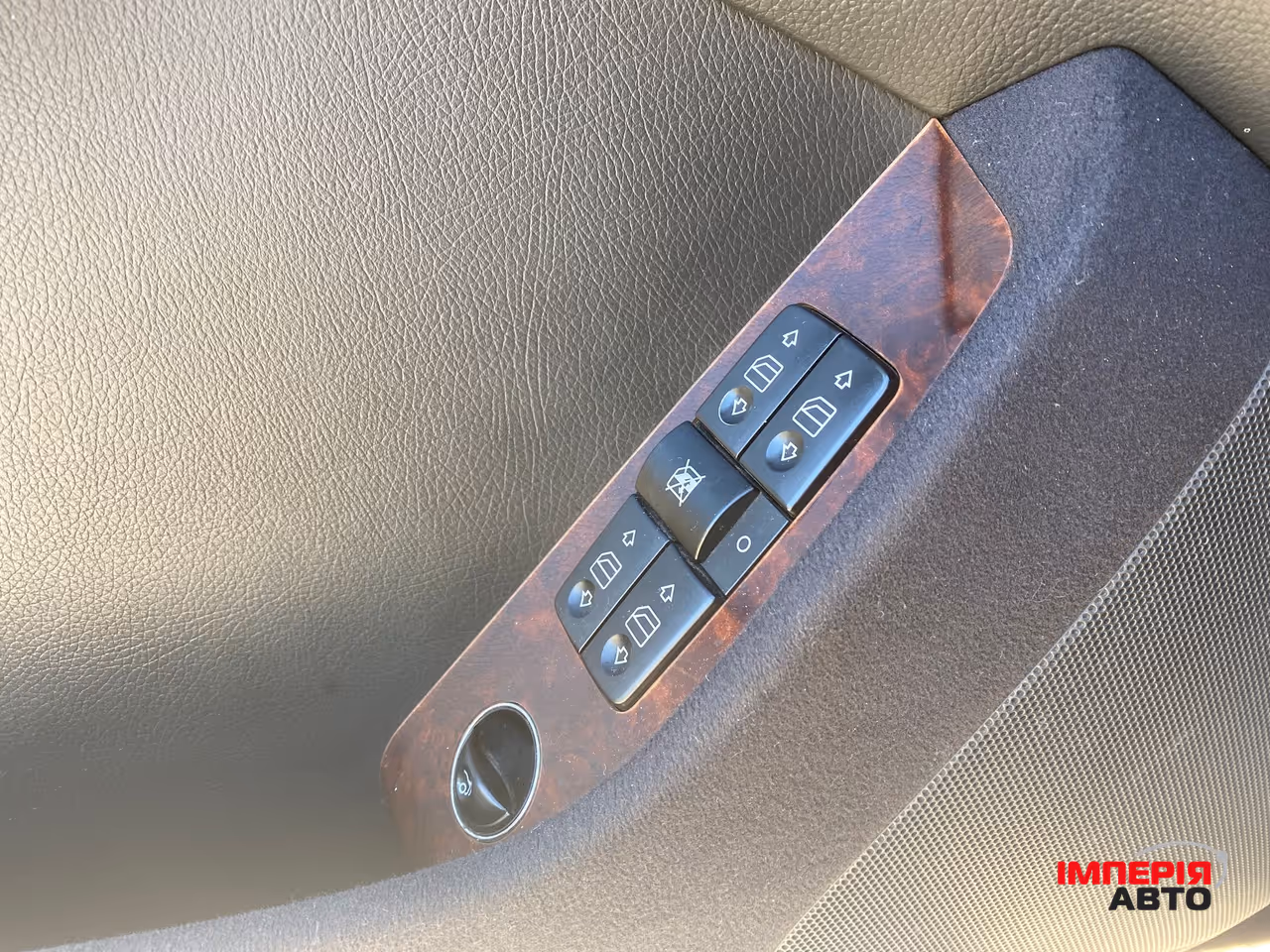 Mercedes-Benz S-Класс - фото 14
