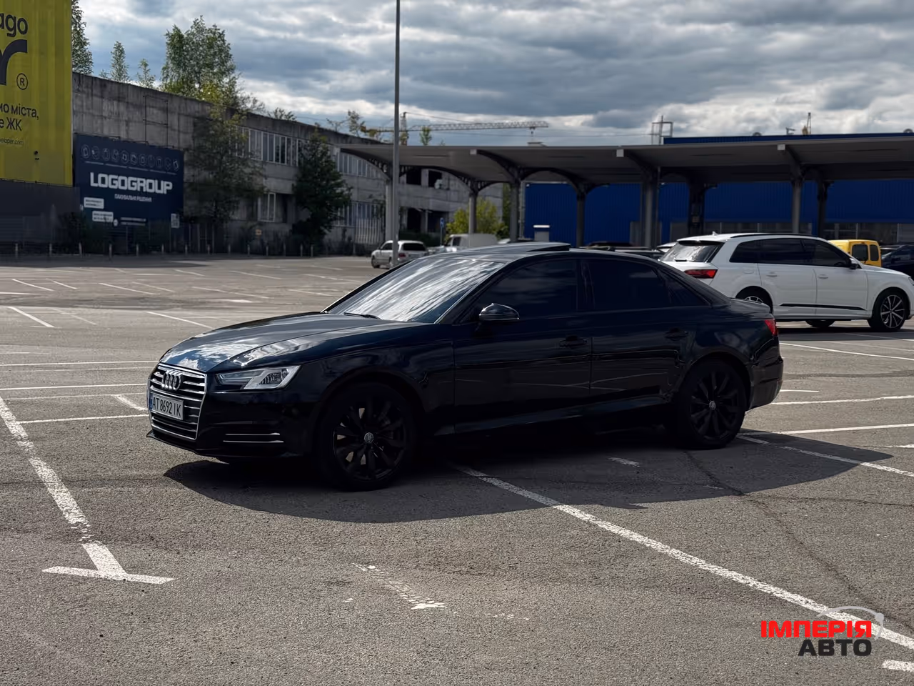 Audi A4 - фото 10