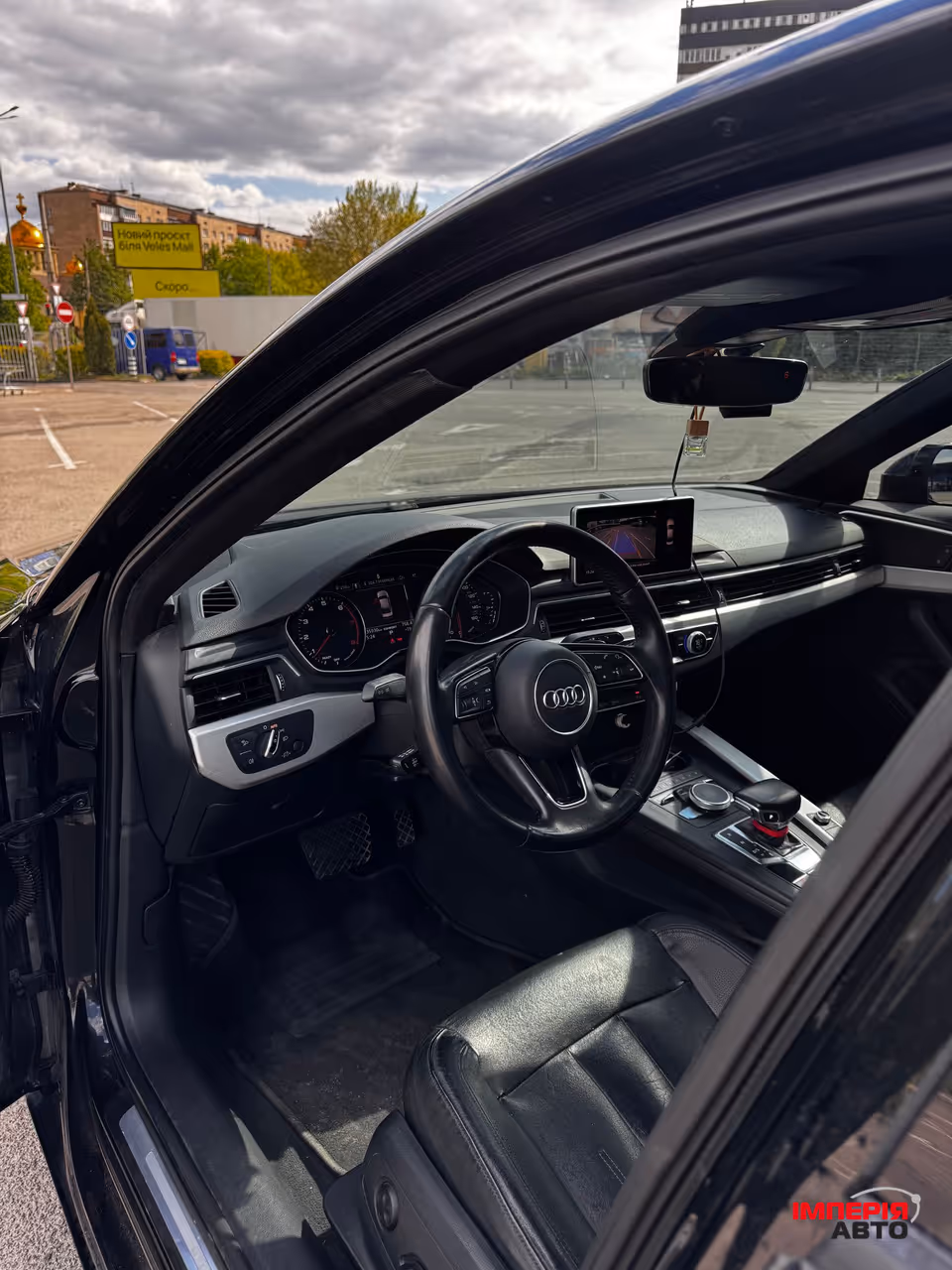 Audi A4 - фото 13