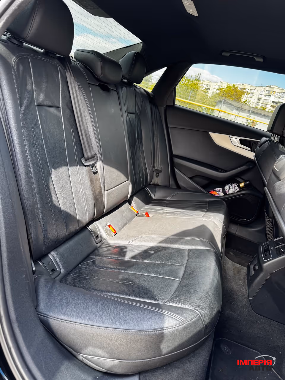 Audi A4 - фото 18