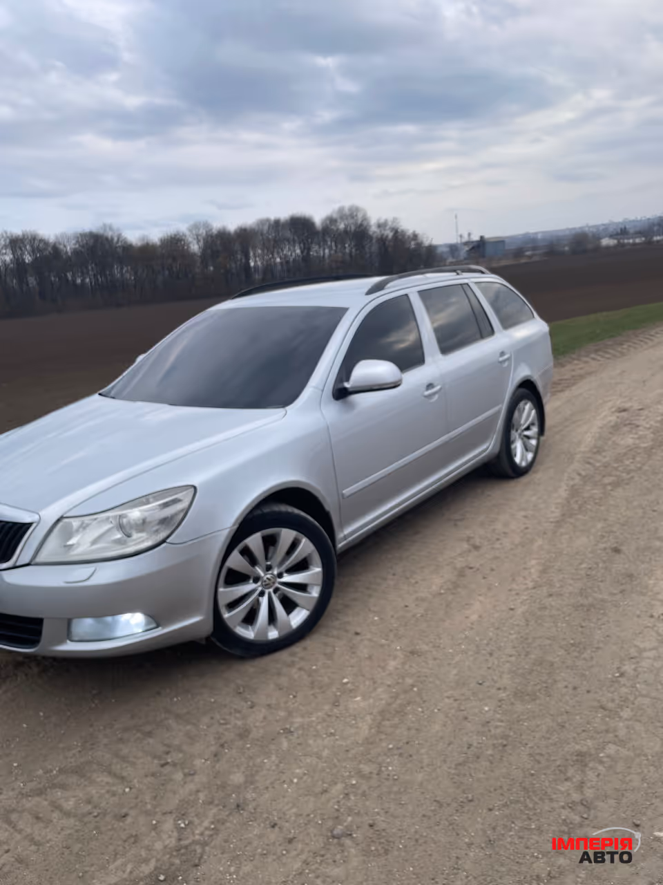 Skoda Octavia - фото 3