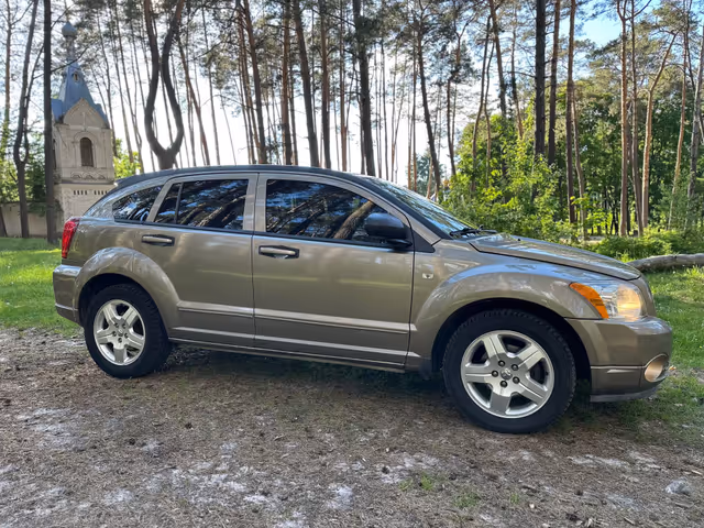 Dodge Caliber - фото 4