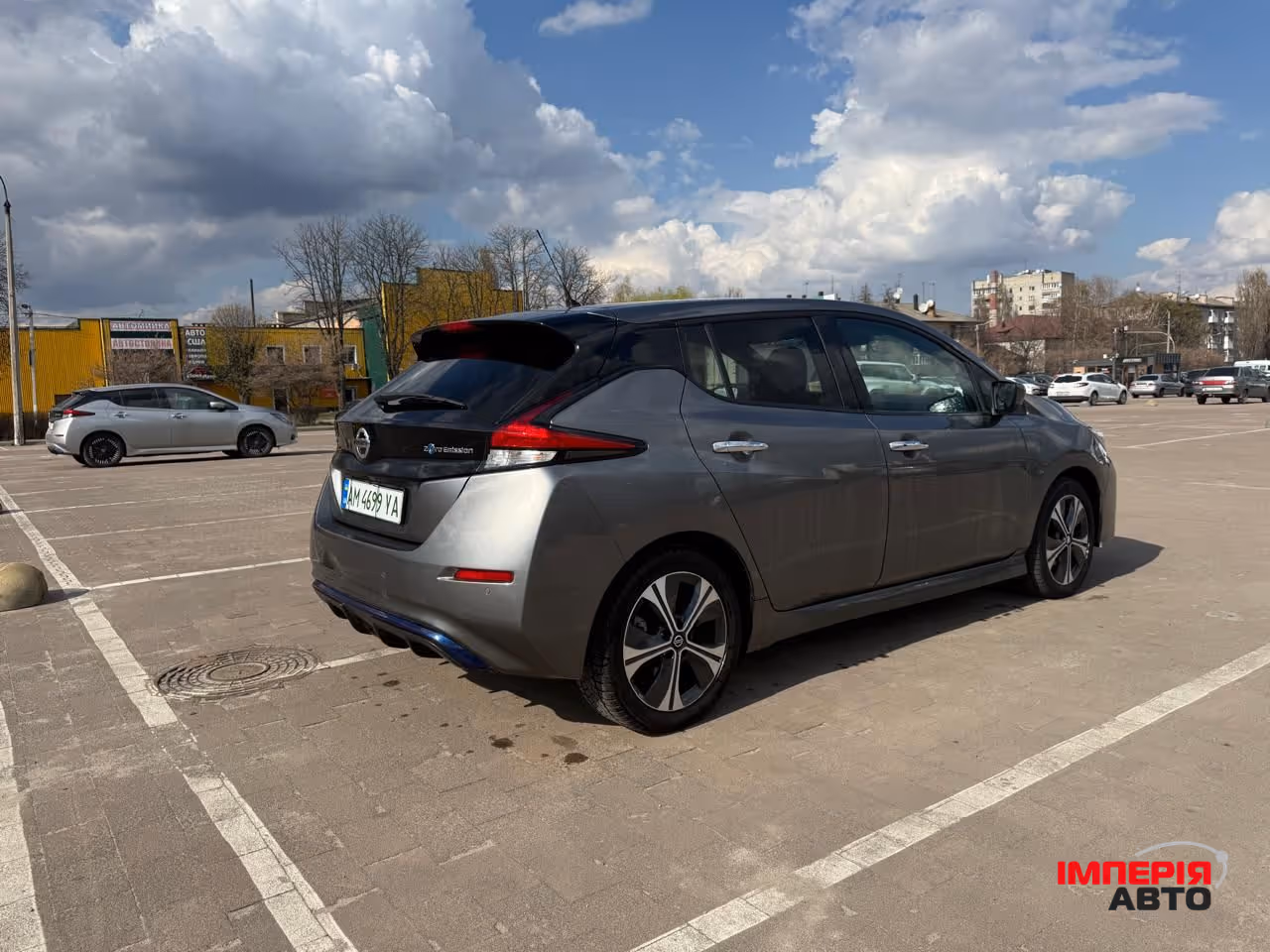 Nissan Leaf - фото 5