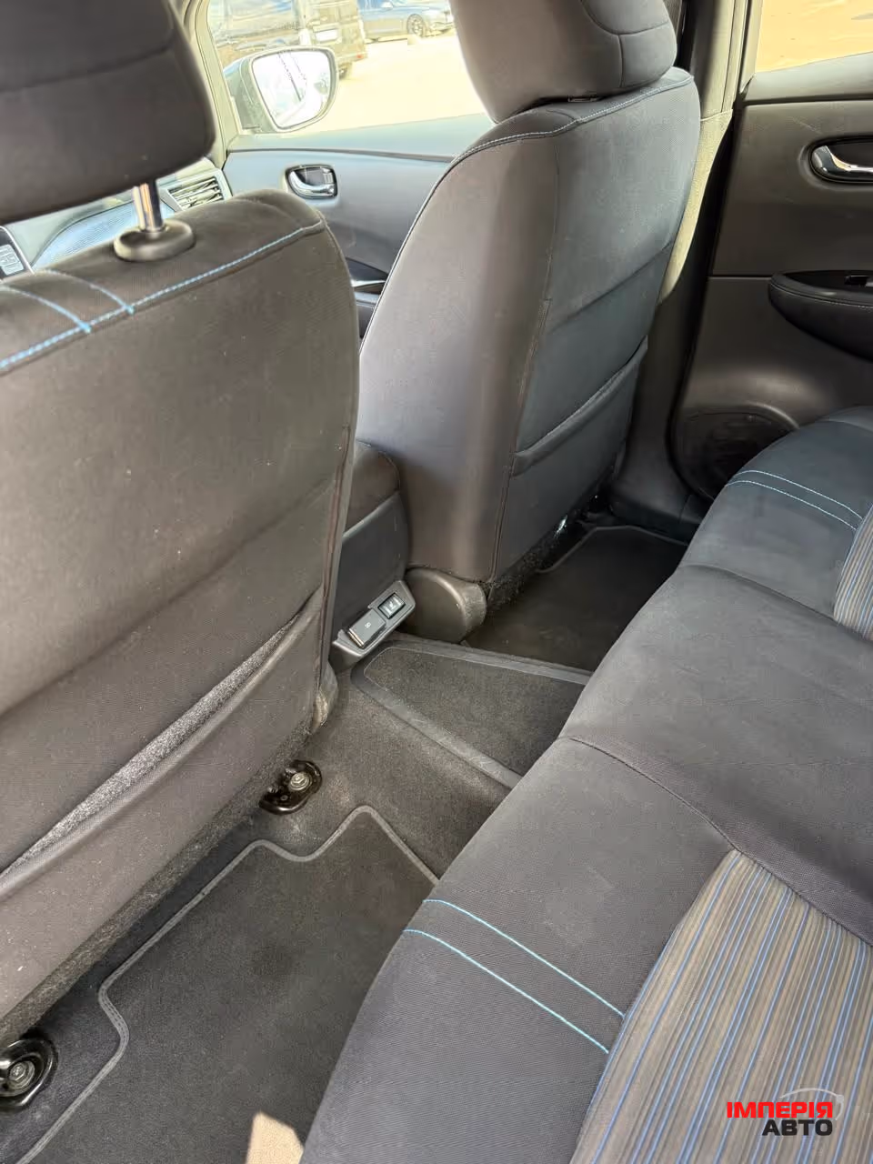 Nissan Leaf - фото 11