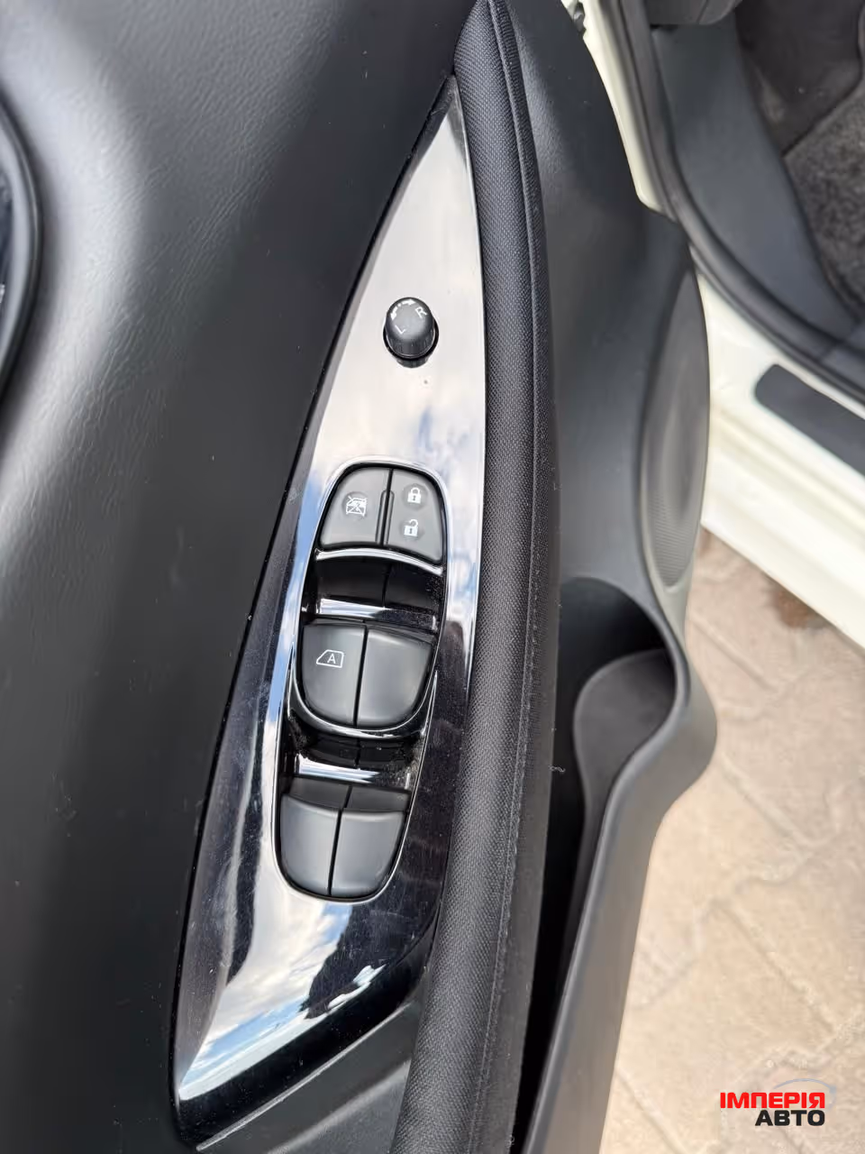Nissan Leaf - фото 11