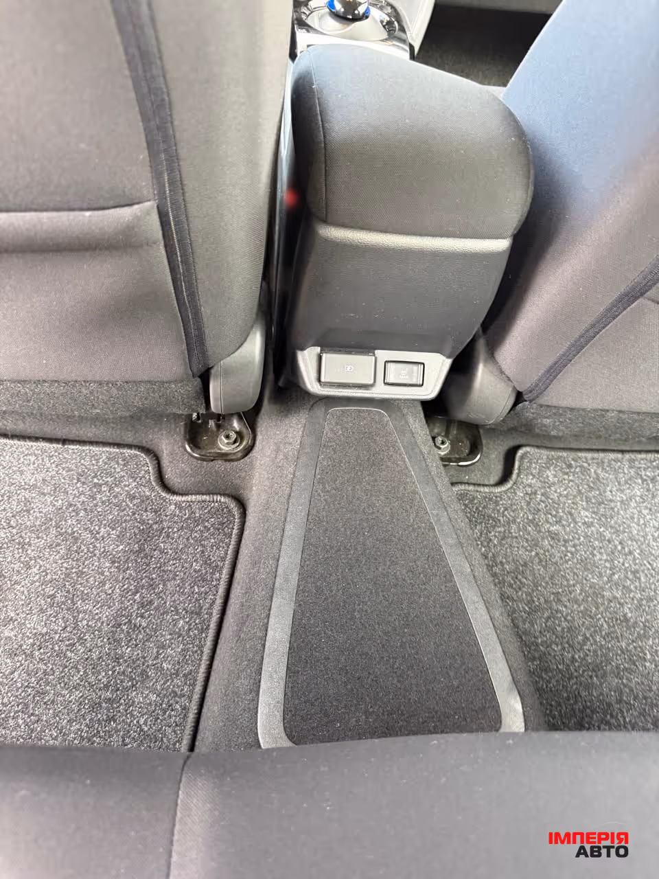 Nissan Leaf - фото 16