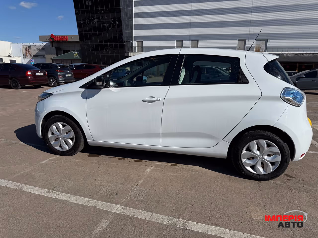 Renault ZOE - фото 3