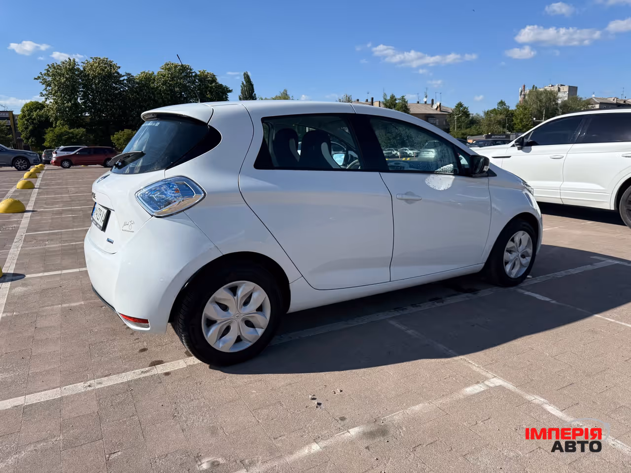 Renault ZOE - фото 5