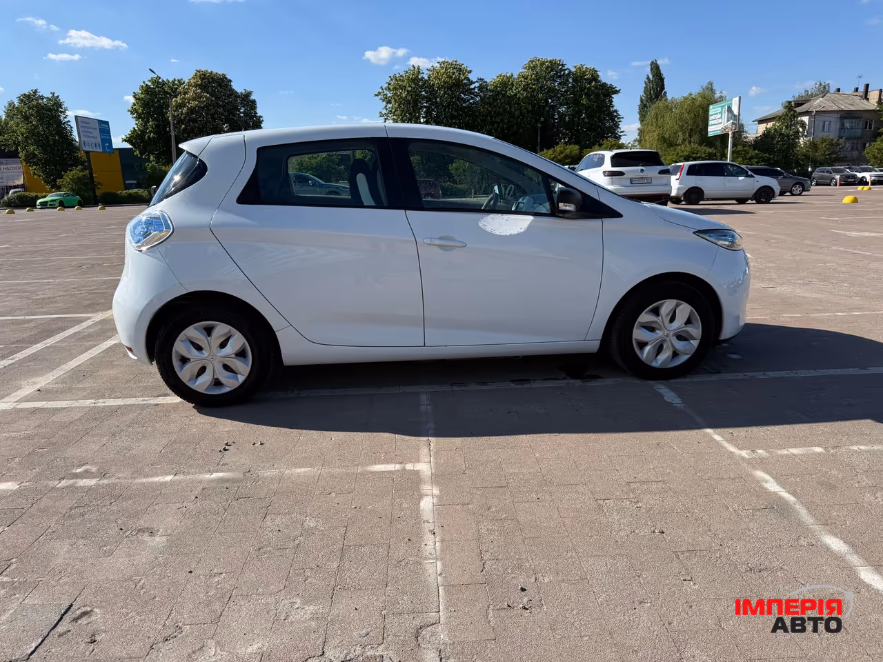 Renault ZOE - фото 6
