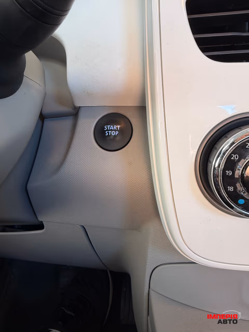 Renault ZOE - фото 17