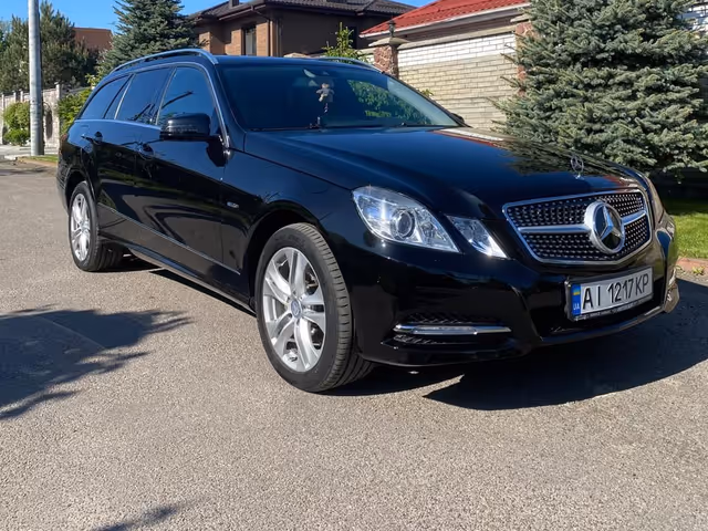 Mercedes-Benz E-Класс - фото 1