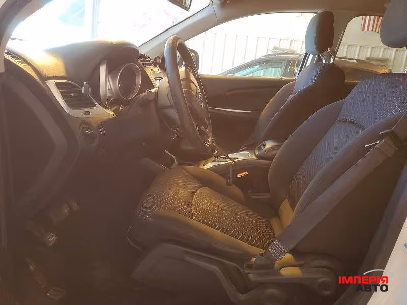 Dodge Journey - фото 7