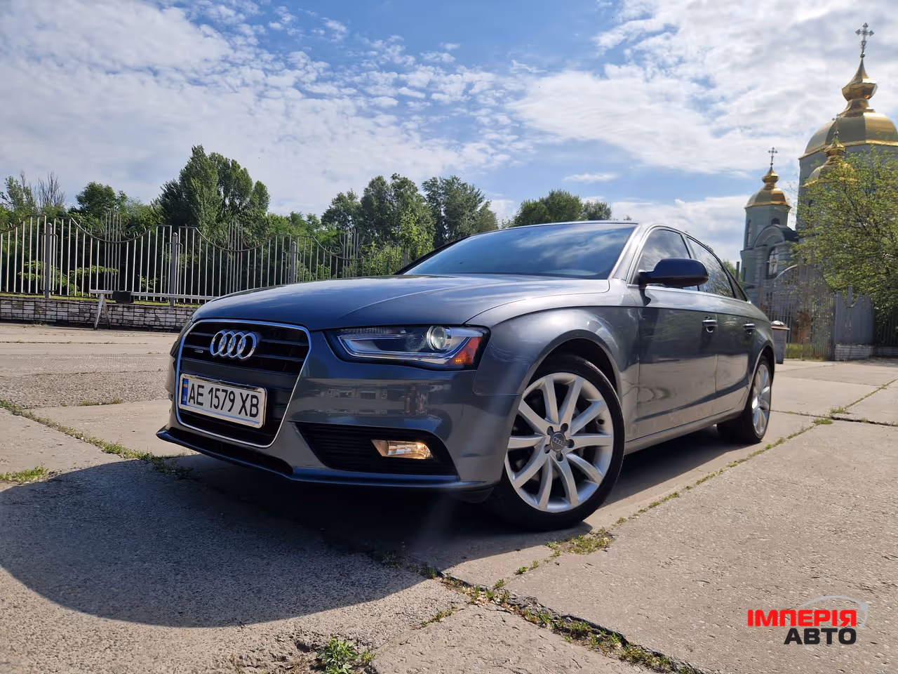 Audi A4 - фото 1