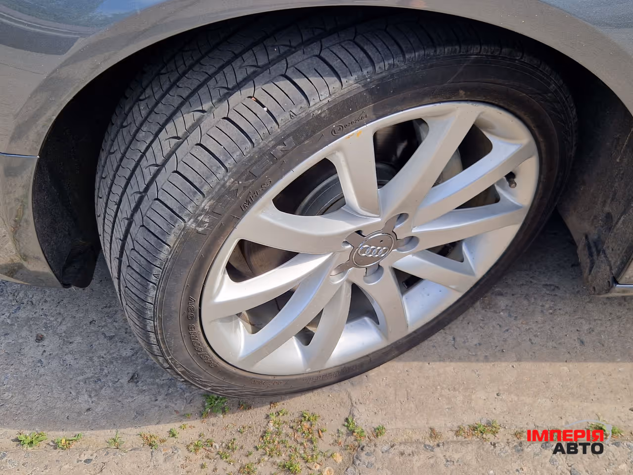 Audi A4 - фото 10