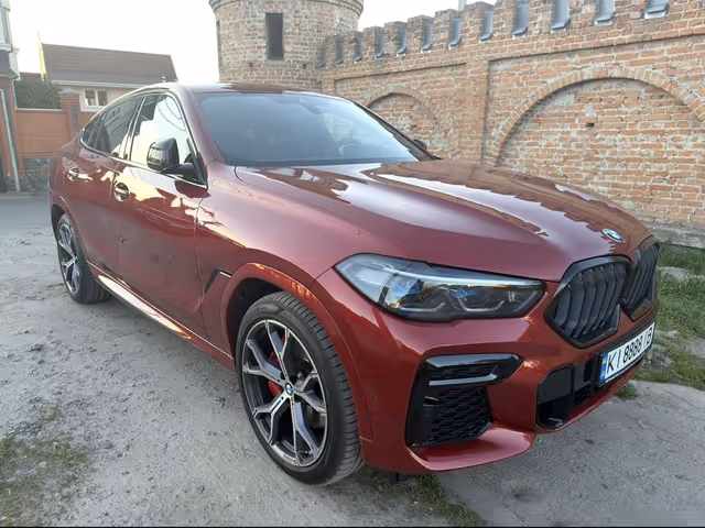 BMW X6 - фото 1