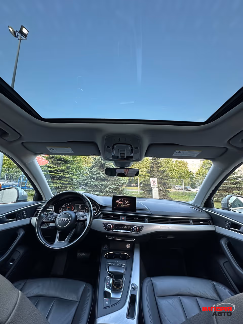 Audi A4 - фото 21