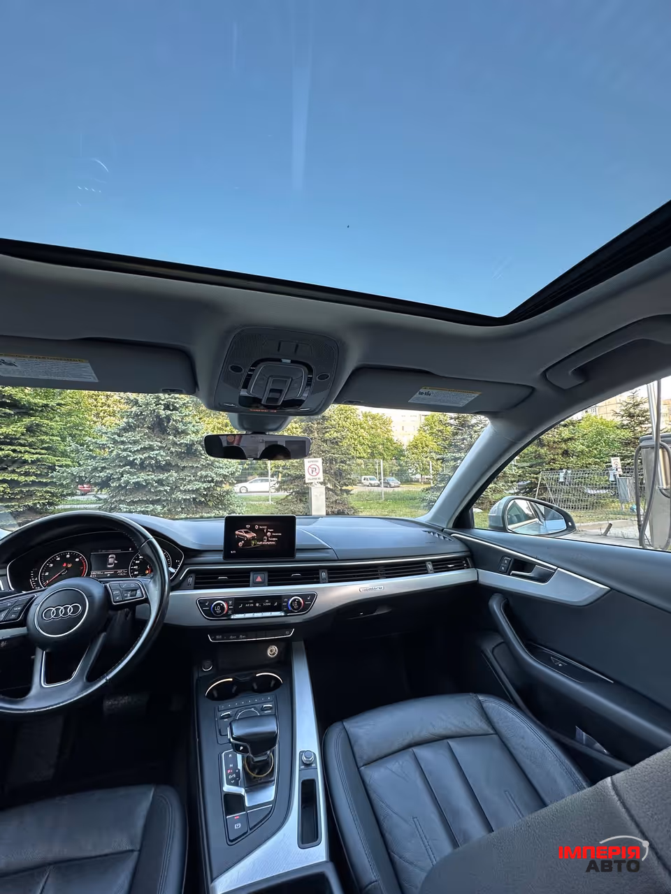 Audi A4 - фото 23